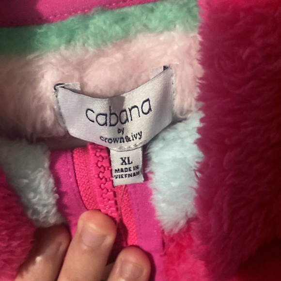 Super cute quarter zip jacket - Picture 5 of 6